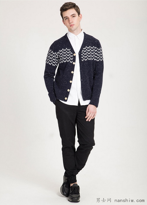 男士春季休闲装搭配图,长头发男生春季穿衣搭配