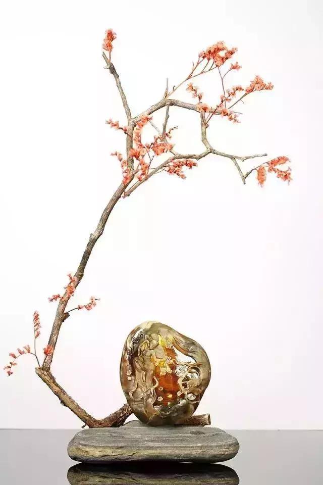 钃濈弨闆曞埢澶у笀,澶у笀闆曞埢澶氱背灏煎姞钃濈弨