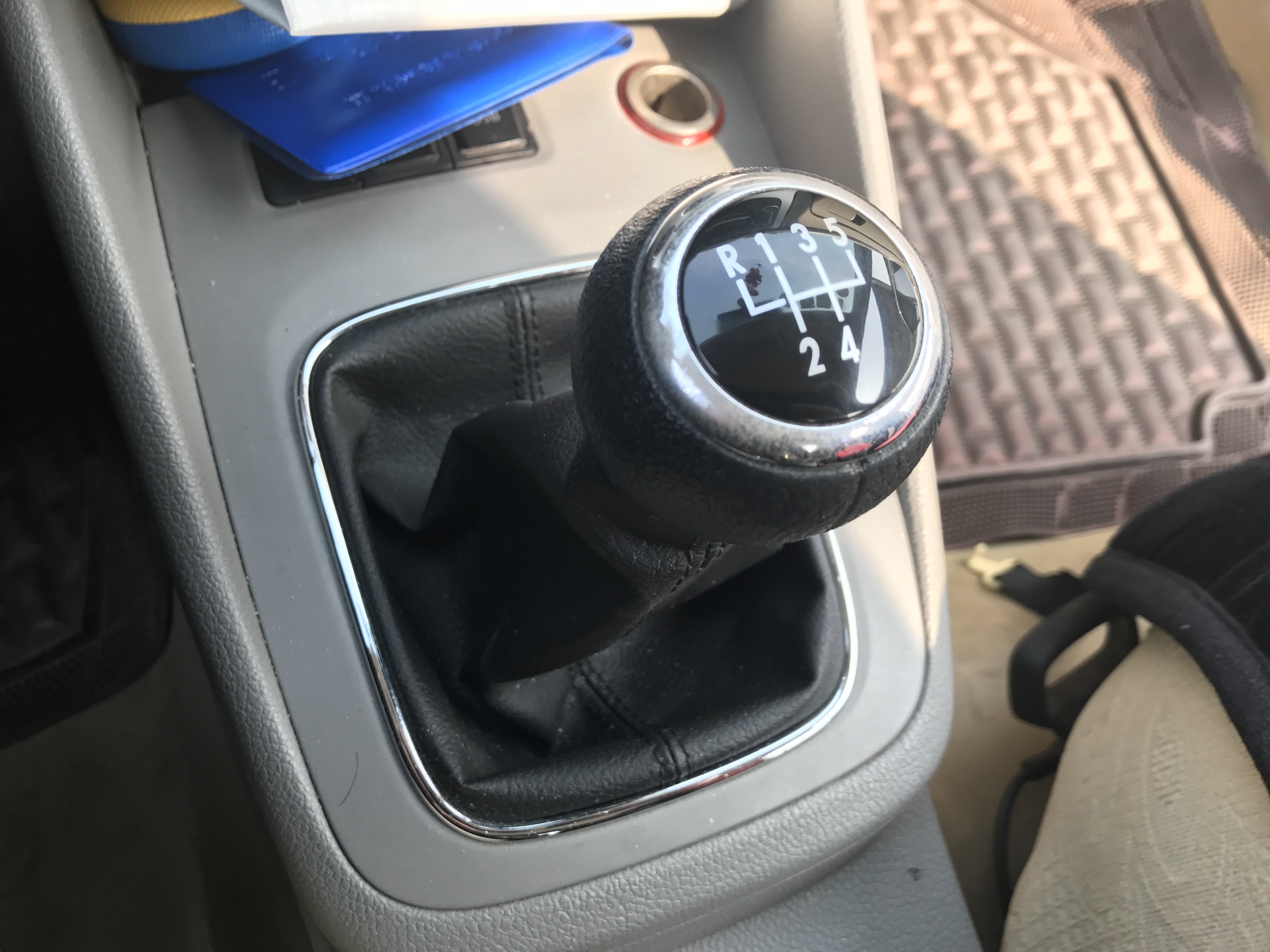 5年30万公里的大众宝来,五万块钱买哪年的大众宝来