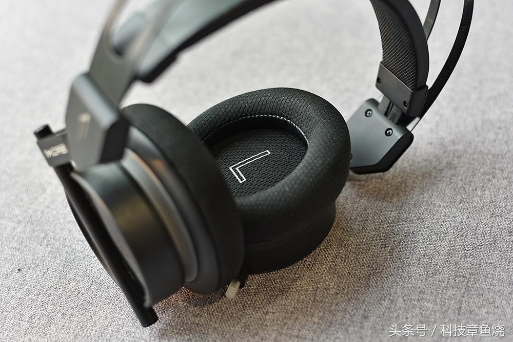 千元价位内最好用的游戏耳机,目前最值得入手的游戏耳机