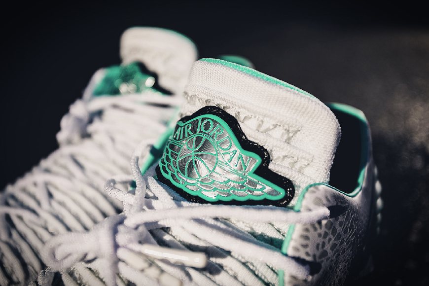 心之所向身之所往郭艾伦aj34,郭艾伦签名鞋视频