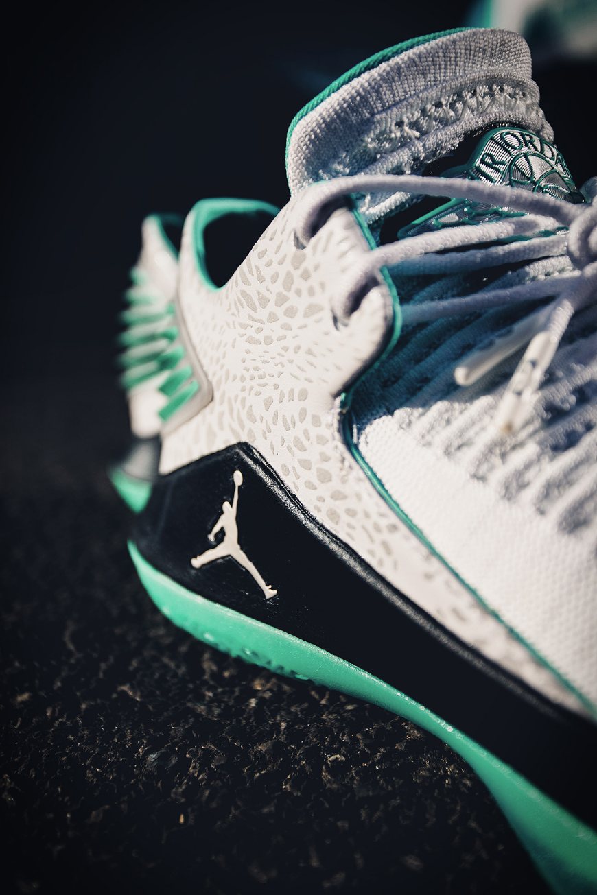 心之所向身之所往郭艾伦aj34,郭艾伦签名鞋视频