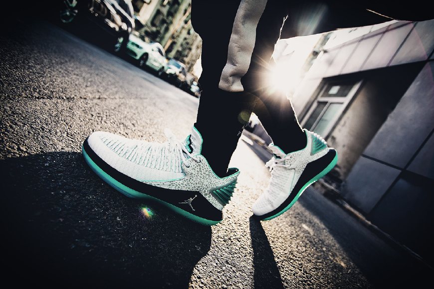 心之所向身之所往郭艾伦aj34,郭艾伦签名鞋视频