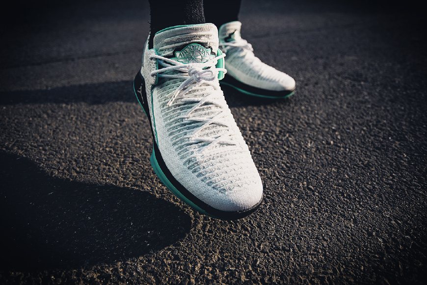 心之所向身之所往郭艾伦aj34,郭艾伦签名鞋视频