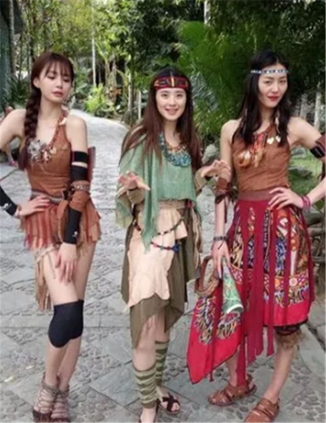 沈梦辰撞脸杜海涛完整版,沈梦辰这样穿真时髦