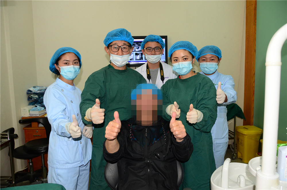 种植牙公益基金,韩国种植牙齿医生