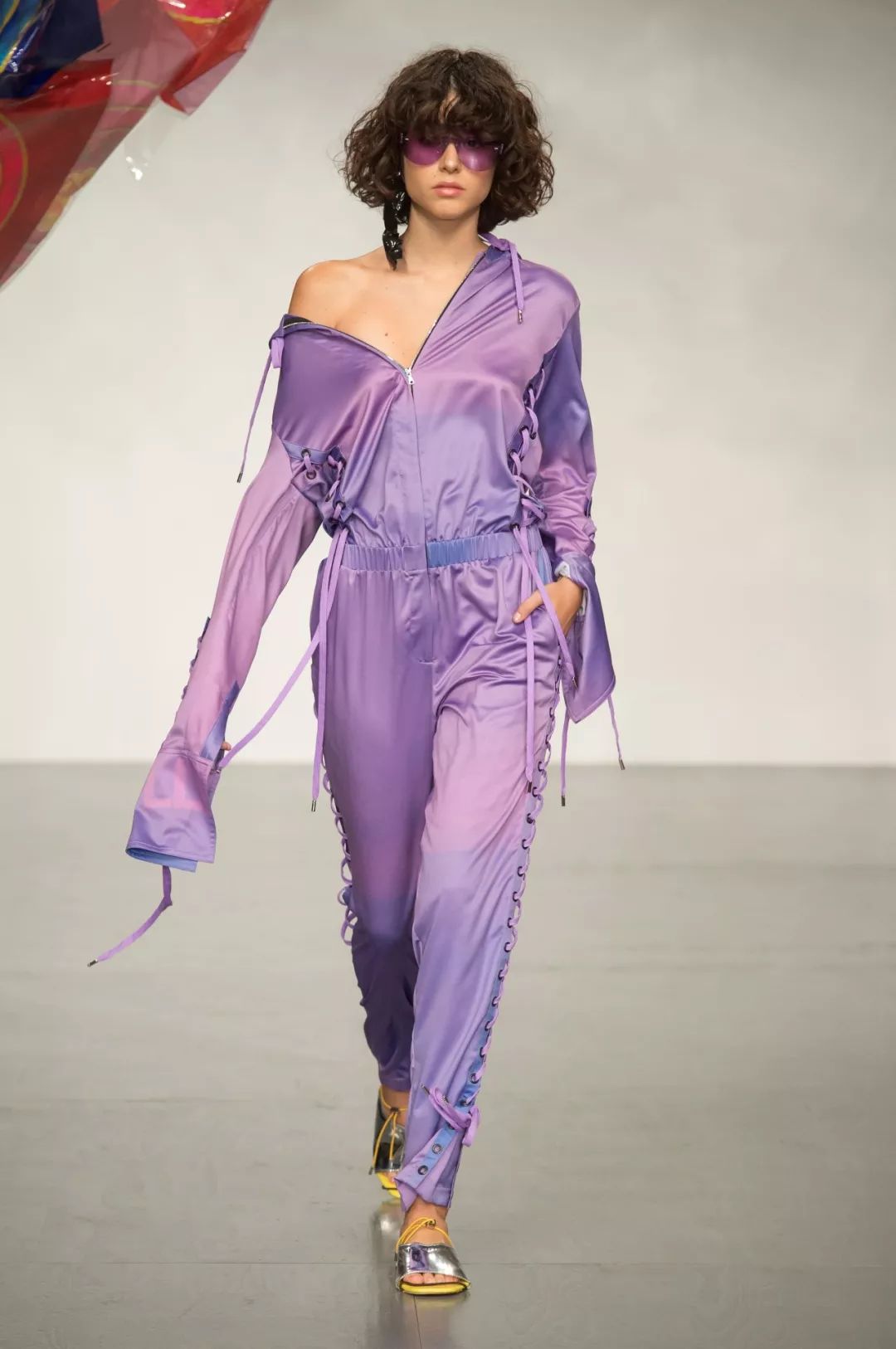 新饰觉时尚｜从Oversize到嘻哈风再到街头风，2018穿出自己的风格