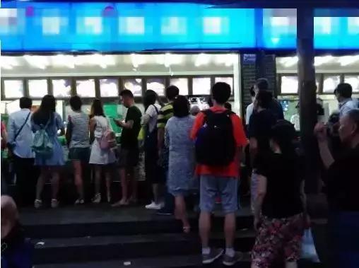 太原小店10元管饱,10元管饱小摊