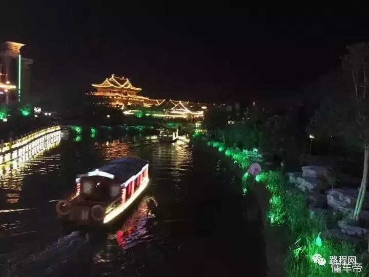 吉普赛青年,吉普赛人坐大篷车