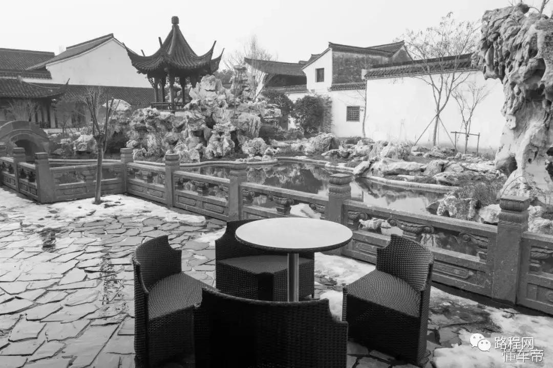 吉普赛青年,吉普赛人坐大篷车