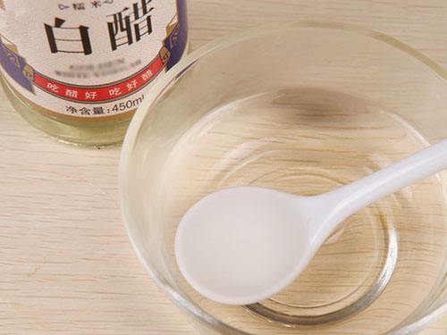 饮水机如何清洗最健康,饮水机吸水管有绿色东西清洗妙招