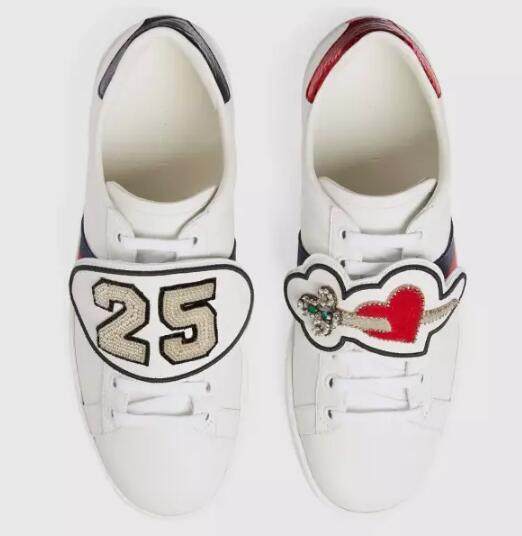 gucci小白鞋有一股香味,gucci小白鞋纯原是什么样子的