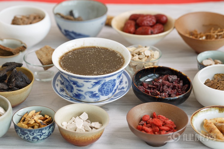 茯苓还有哪六种中药都是美白的,茯苓为什么是延年益寿的好东西