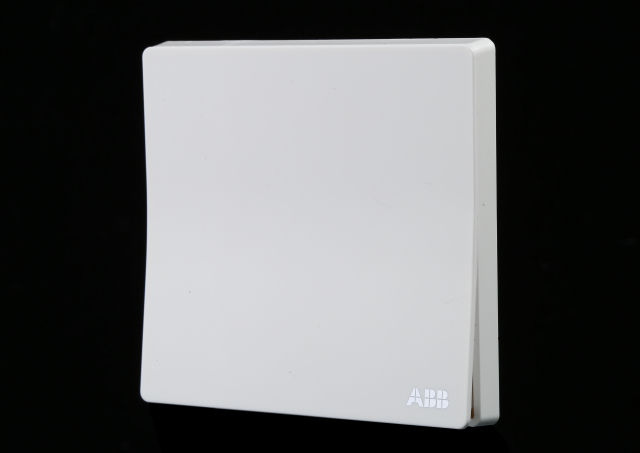 施耐德三开单控无边框开关怎么拆,施耐德无框开关拆卸