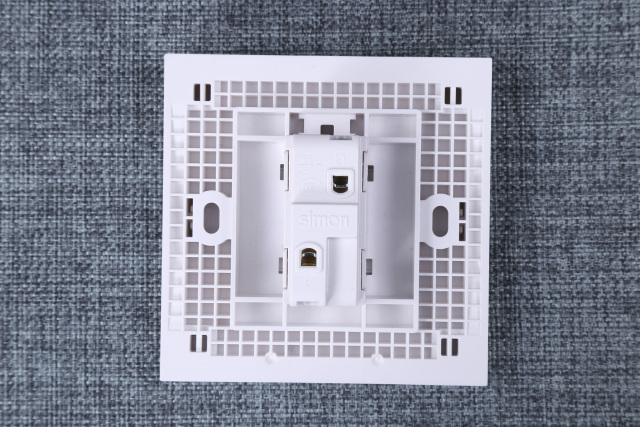 施耐德三开单控无边框开关怎么拆,施耐德无框开关拆卸