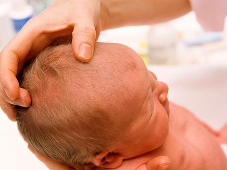 宝宝这四个部位越干净反而越不好,宝宝这5个部位千万不要碰