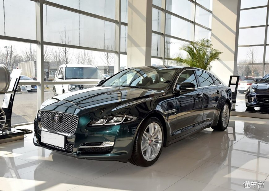 捷豹的设计总监,捷豹xj设计者