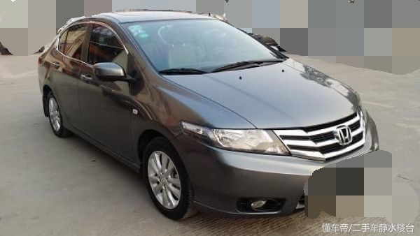 2012年本田锋范怎么样,2015年经典款本田锋范