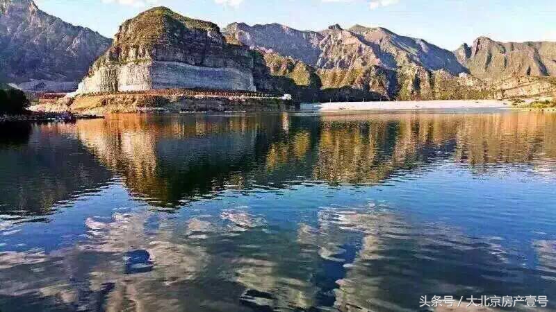 华银天鹅湖进展,天鹅湖波光粼粼