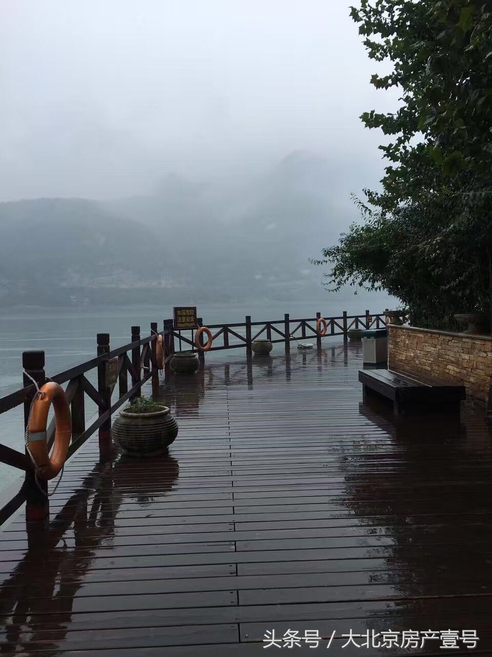 华银天鹅湖进展,天鹅湖波光粼粼