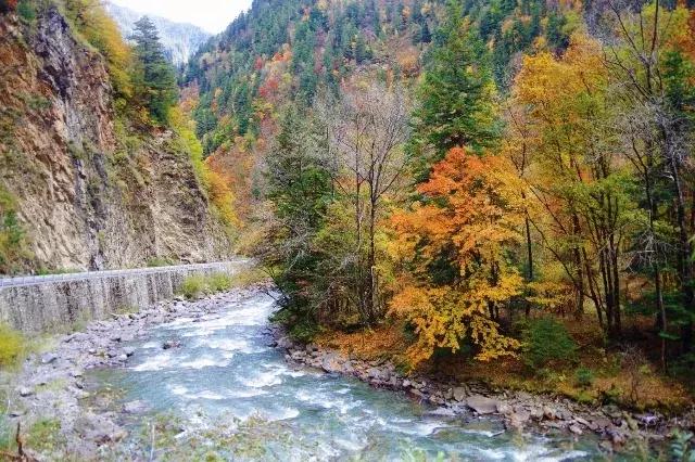 旅行第一站达古冰川,达古冰川游记攻略