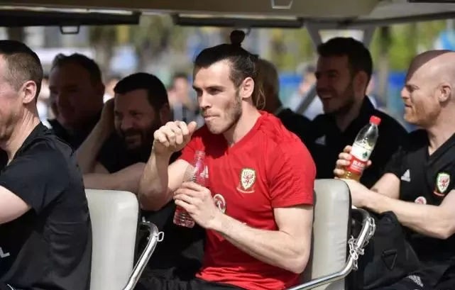 今晚十九点三十五分的中国杯，大胆喊出我们要夺冠！