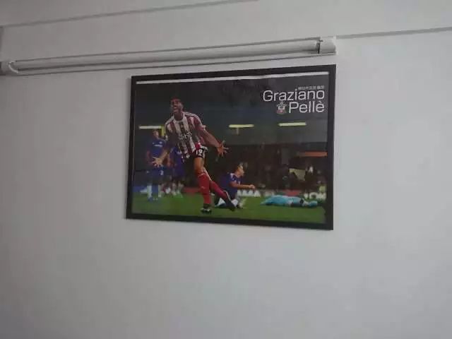 佩莱推特晒合照与他一同送祝福他为何抛弃豪门只追圣徒