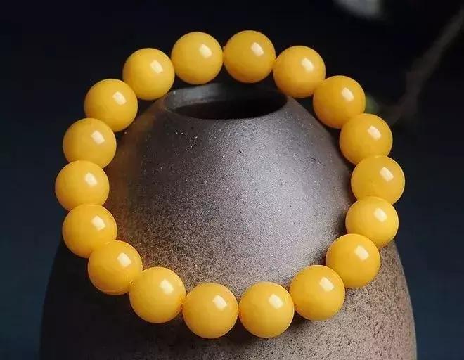 最好的帝王黄的黄龙玉,中国最漂亮的石黄龙玉