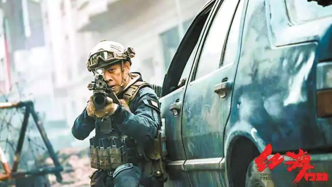 红海行动战狼三部曲,红海行动vs战狼2