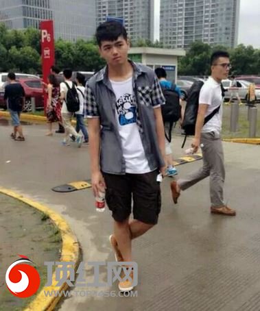 如今的联盟娱乐主播，当年的国服霸主