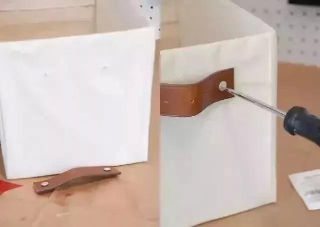 房间太小没衣柜衣服怎么办,出租房衣柜太小怎么整理衣服