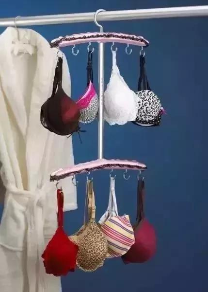 房间太小没衣柜衣服怎么办,出租房衣柜太小怎么整理衣服