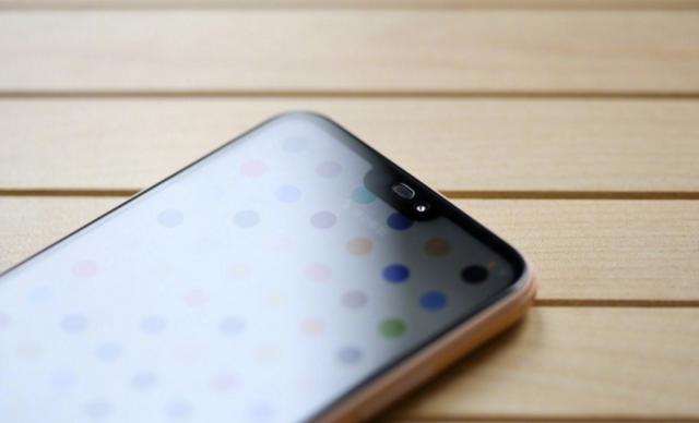 华为p20全面屏三摄,华为p20黑科技隐藏齐刘海