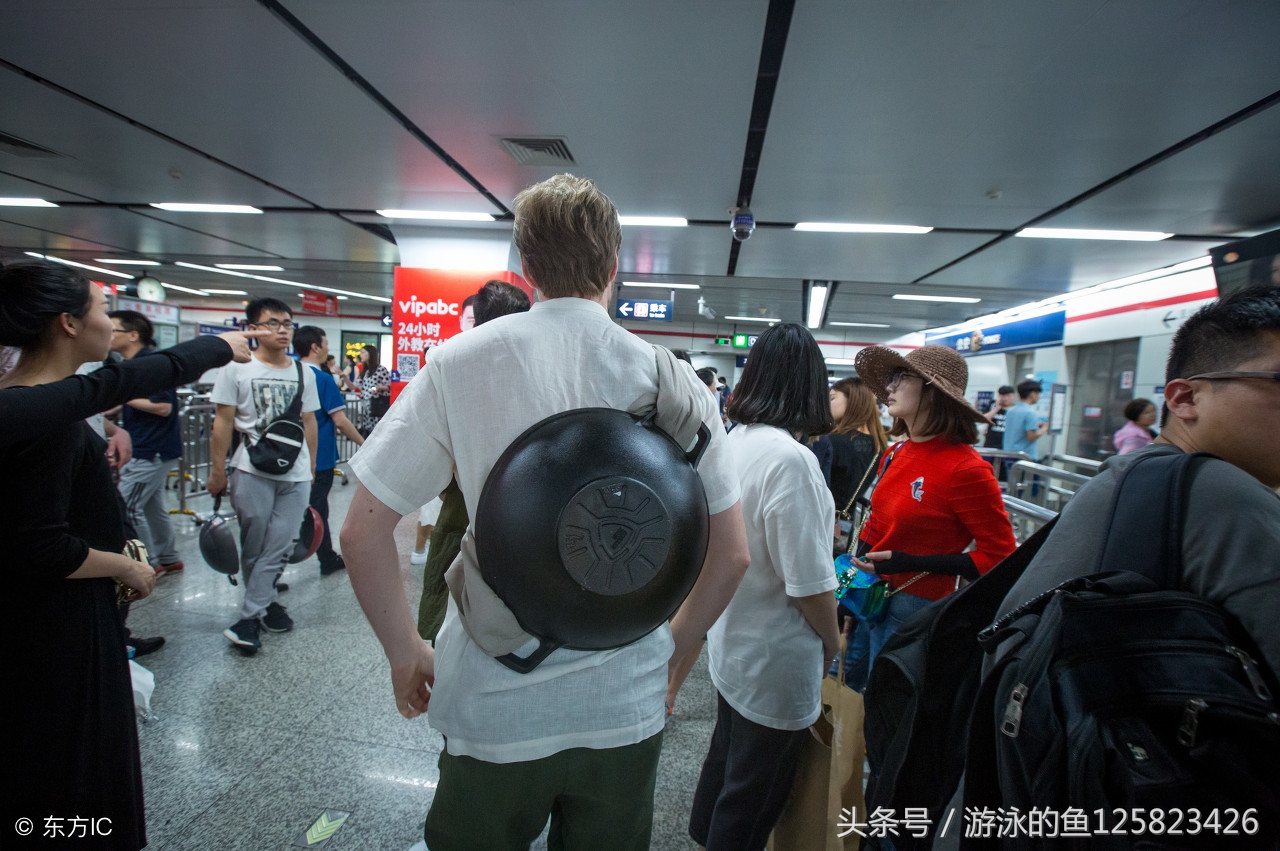 国足能踢得过女足吗,国足是不是踢不过女足