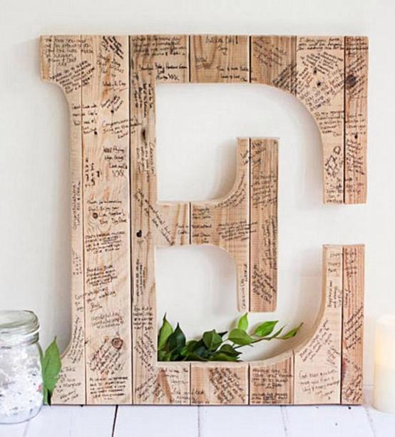 Etsy发布2018年Top婚礼用品趋势预测，斗篷式婚纱最近很火！