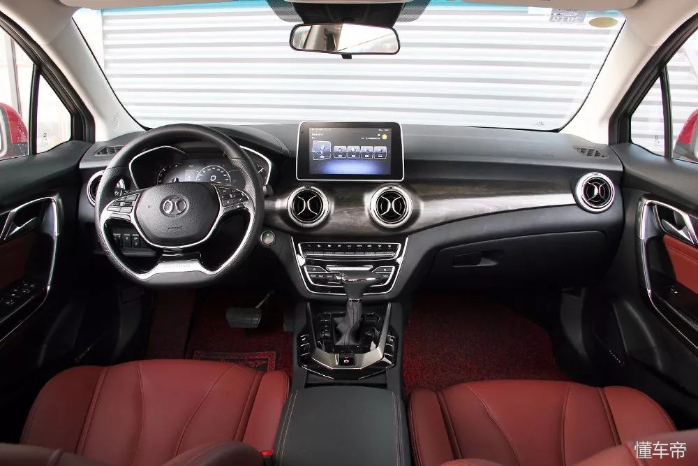 北汽2.0五座,北汽2.0自动车型图片价格