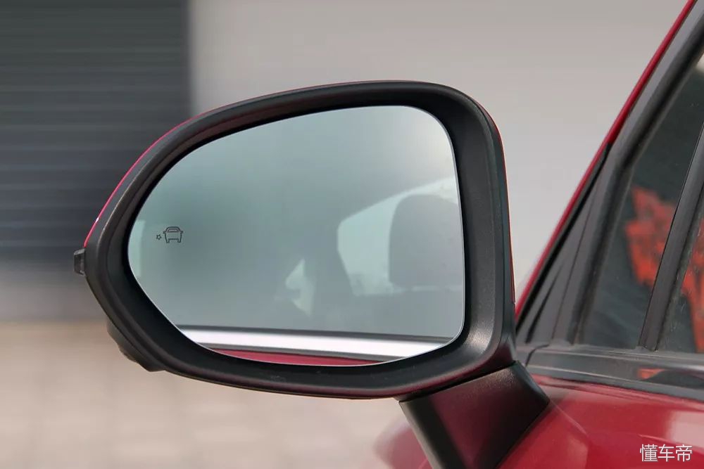 北汽2.0五座,北汽2.0自动车型图片价格