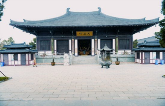 嘉兴十大寺庙,浙江嘉兴桐乡洲泉有寺庙