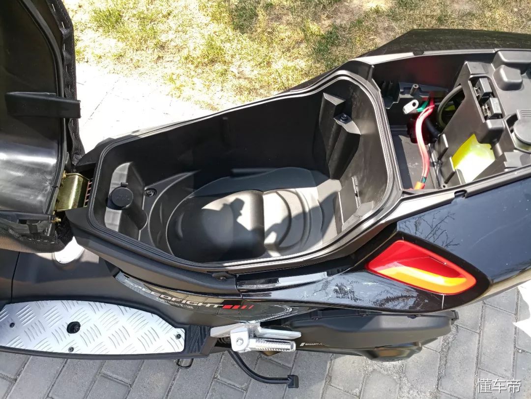 标致125水冷踏板,标致水冷150踏板车测评