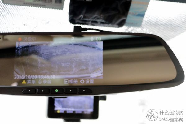 行车记录仪装上去怎么设置,行车记录仪装卡位置