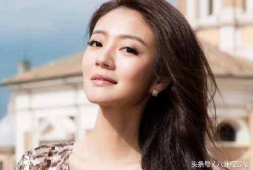 38岁安以轩终于怀孕，未料突发意外，只能紧急手术保命！