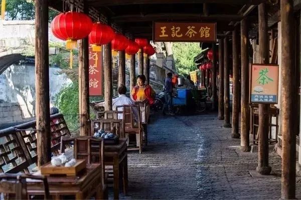 一个有着1500年历史的水乡古镇,江南水乡苏州锦溪古镇夜景