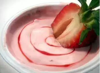 睡前涂一物每晚两次轻松淡斑,睡前抹一物皮肤发光发亮护肤分享