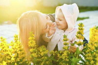 婴儿过度哭泣有什么危害,宝宝过度哭会导致什么后果