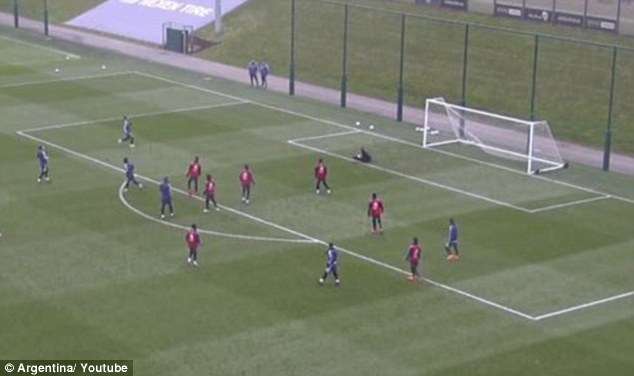 梅西巴黎圣日耳曼训练震惊队友,梅西训练惊呆姆巴佩