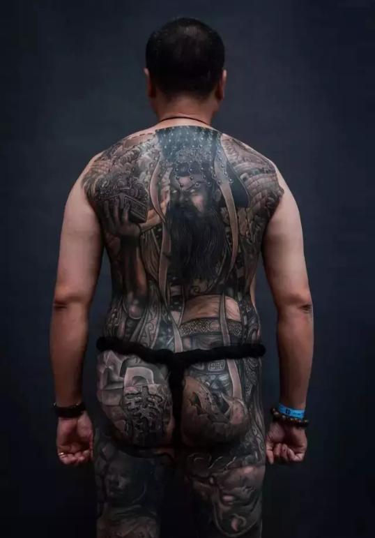 鑻忓窞寮傞緳绮惧搧绾硅韩,鑻忓窞寮傞緳绾硅韩