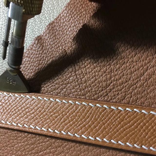 怎么知道皮料是真皮还是人造革,怎样看是不是真皮