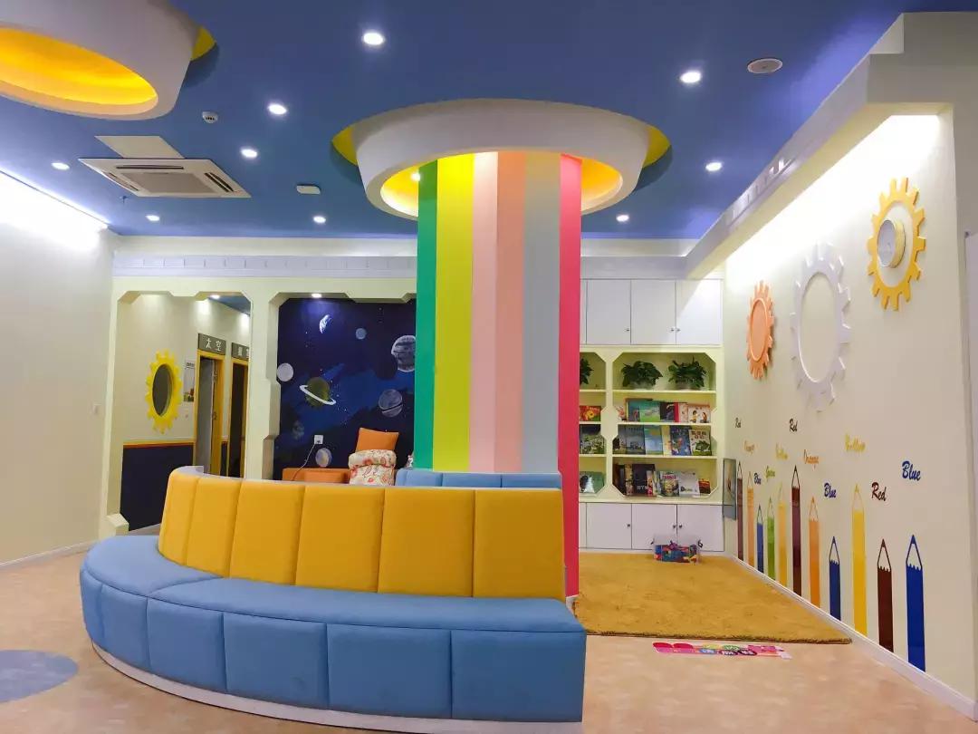 吉姆摆造型,吉姆装扮成螺丝钉