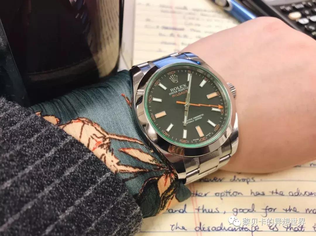 男人不戴表与戴表的区别,戴表的男人和不戴表的男人