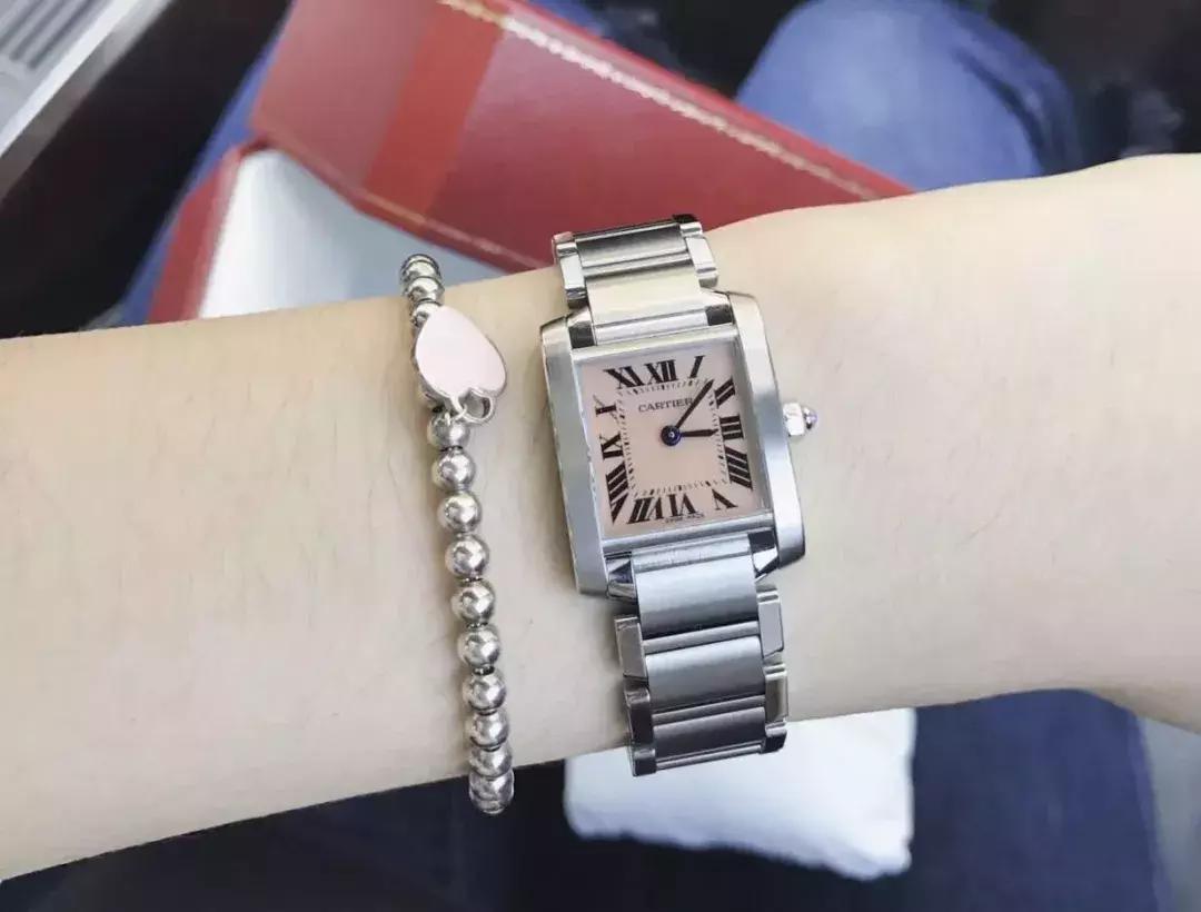 男人不戴表与戴表的区别,戴表的男人和不戴表的男人